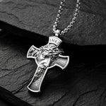 Kruis met Christus’ gezicht ketting