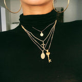 Moderne kruis ketting